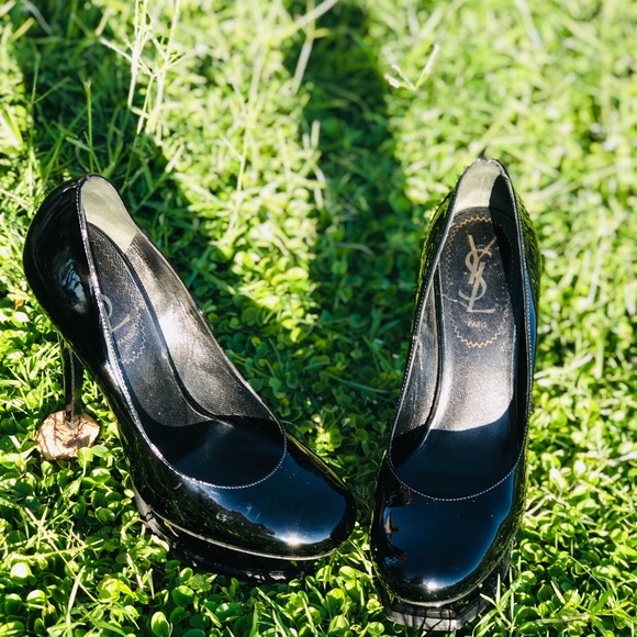Yves Saint Laurent Black Patent Leather Heels - Picture 10 of 13